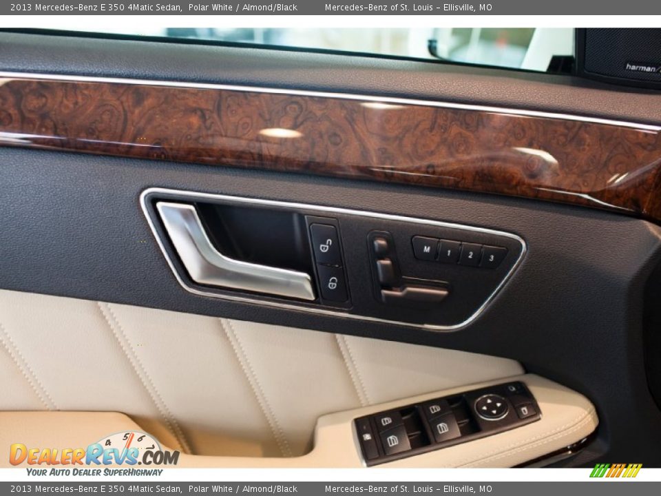 2013 Mercedes-Benz E 350 4Matic Sedan Polar White / Almond/Black Photo #16