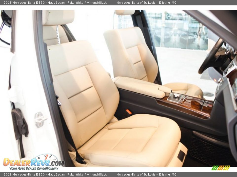 2013 Mercedes-Benz E 350 4Matic Sedan Polar White / Almond/Black Photo #22