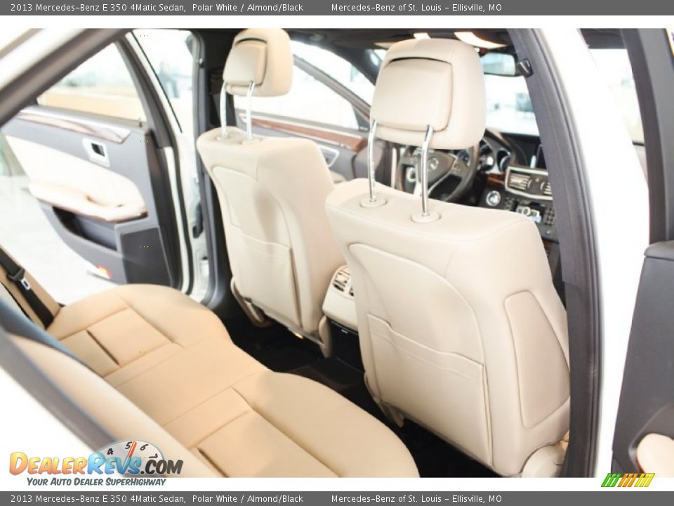 2013 Mercedes-Benz E 350 4Matic Sedan Polar White / Almond/Black Photo #36