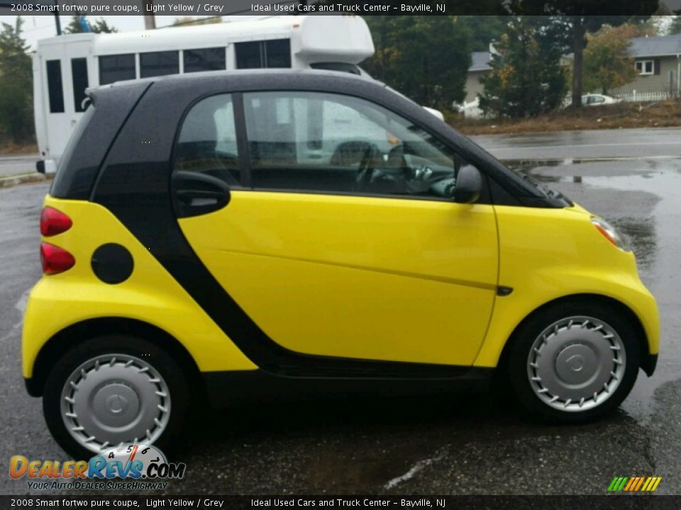 2008 Smart fortwo pure coupe Light Yellow / Grey Photo #6