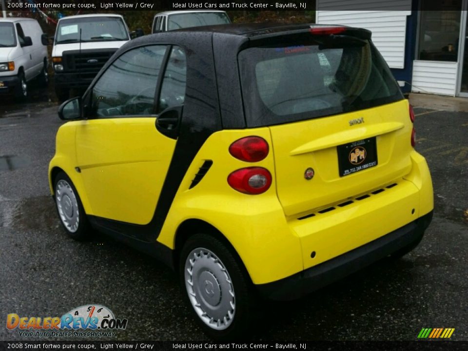 2008 Smart fortwo pure coupe Light Yellow / Grey Photo #12