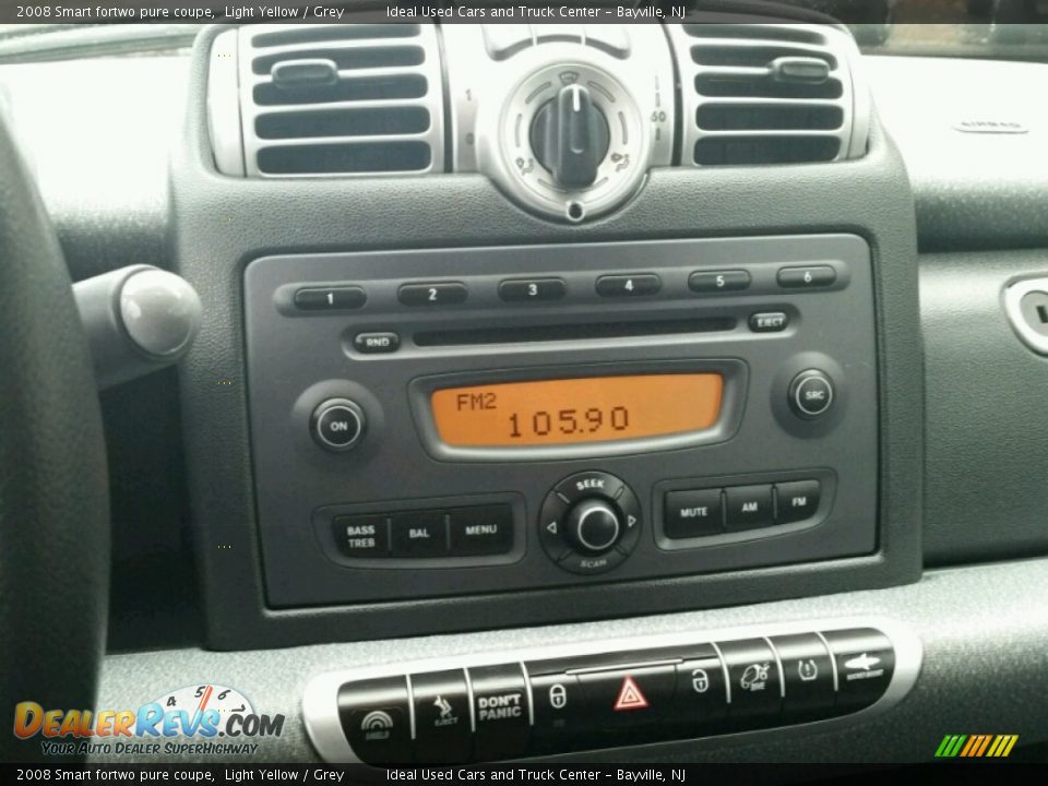 2008 Smart fortwo pure coupe Light Yellow / Grey Photo #20
