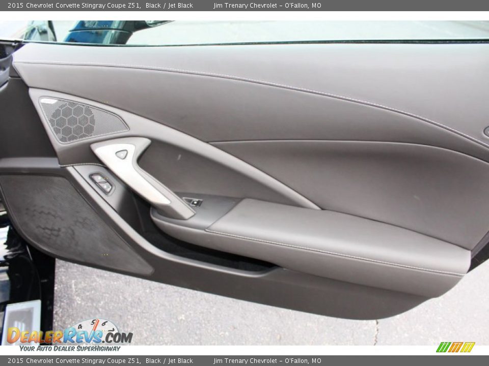 Door Panel of 2015 Chevrolet Corvette Stingray Coupe Z51 Photo #31