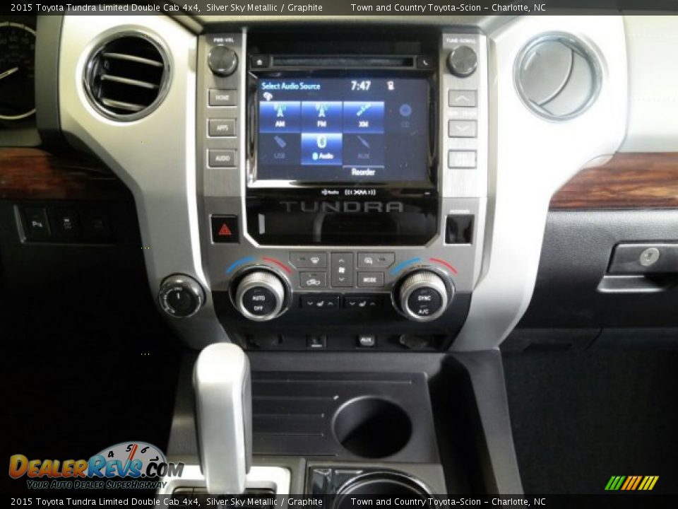 Controls of 2015 Toyota Tundra Limited Double Cab 4x4 Photo #14