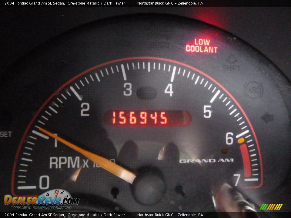 2004 Pontiac Grand Am SE Sedan Greystone Metallic / Dark Pewter Photo #19