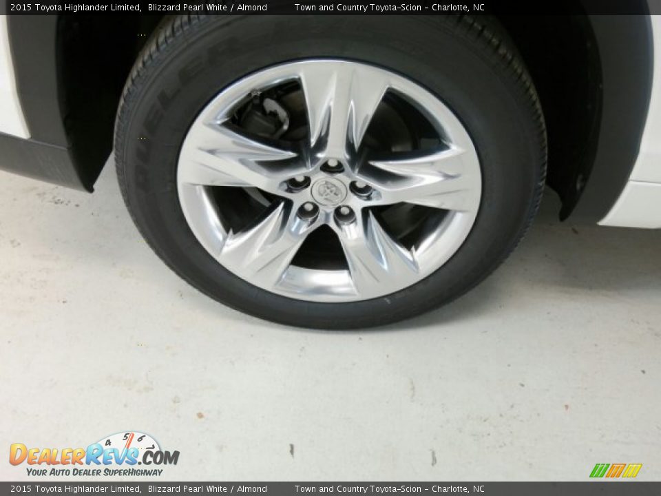 2015 Toyota Highlander Limited Blizzard Pearl White / Almond Photo #2
