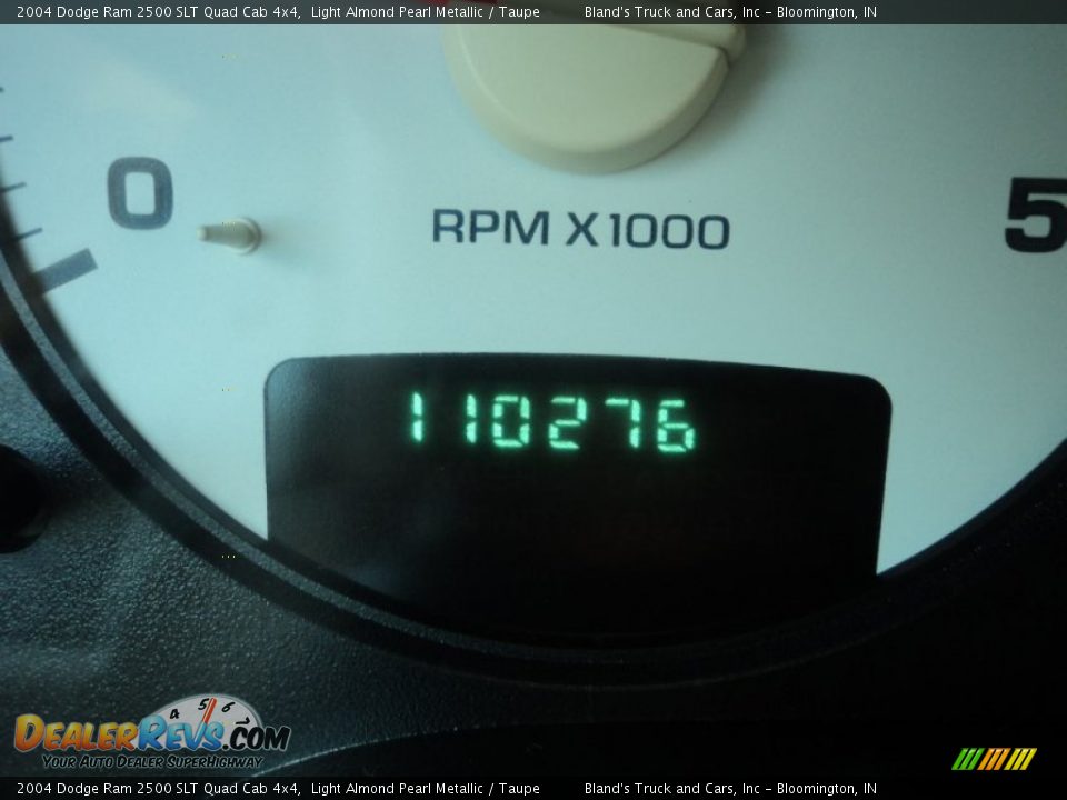 2004 Dodge Ram 2500 SLT Quad Cab 4x4 Light Almond Pearl Metallic / Taupe Photo #14