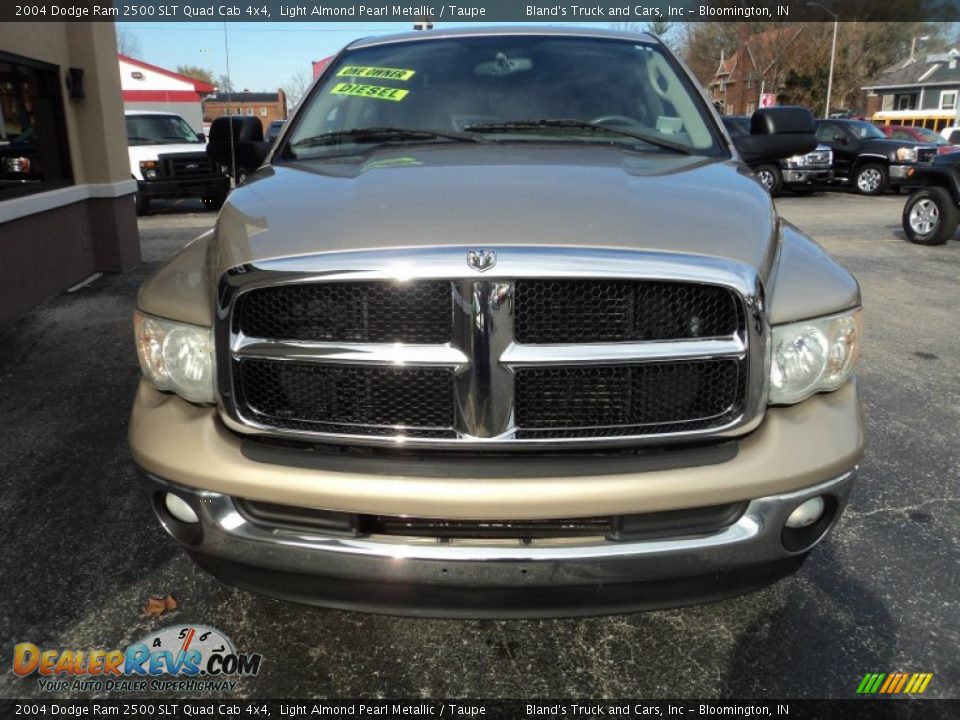 2004 Dodge Ram 2500 SLT Quad Cab 4x4 Light Almond Pearl Metallic / Taupe Photo #23