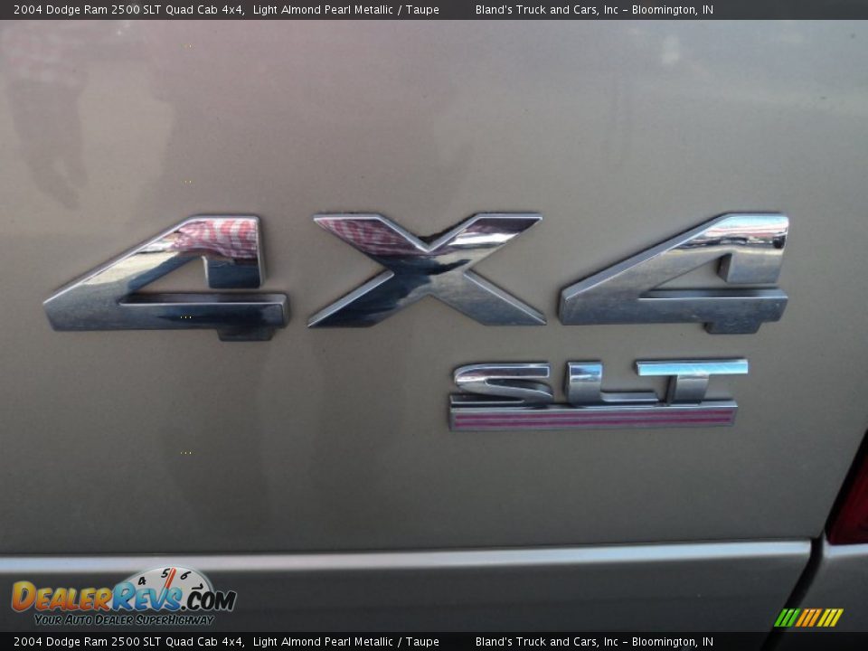 2004 Dodge Ram 2500 SLT Quad Cab 4x4 Light Almond Pearl Metallic / Taupe Photo #32