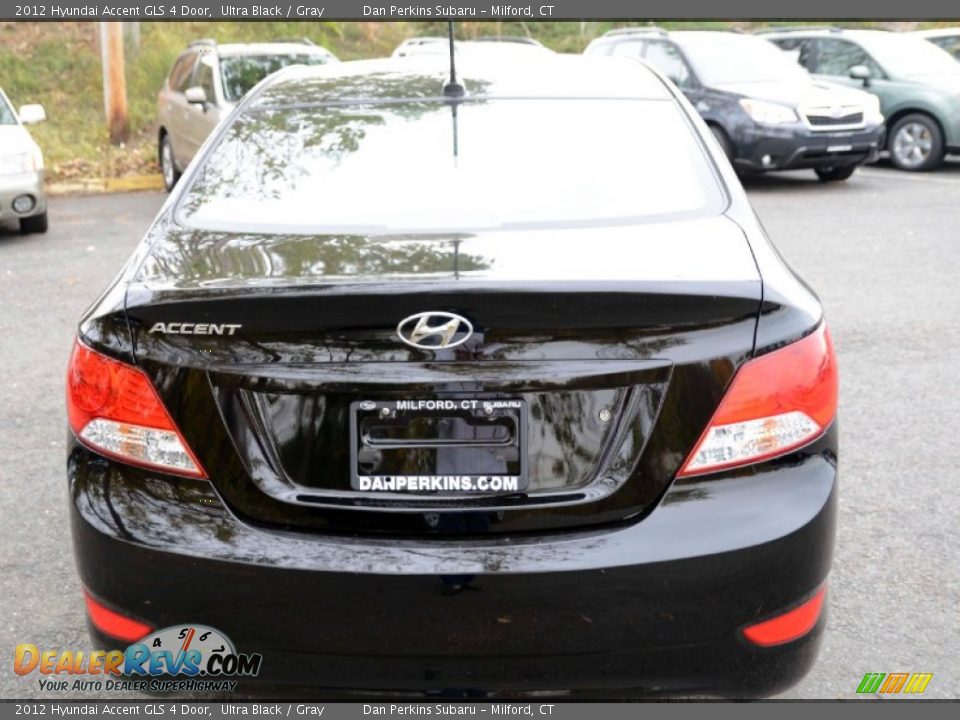2012 Hyundai Accent GLS 4 Door Ultra Black / Gray Photo #7