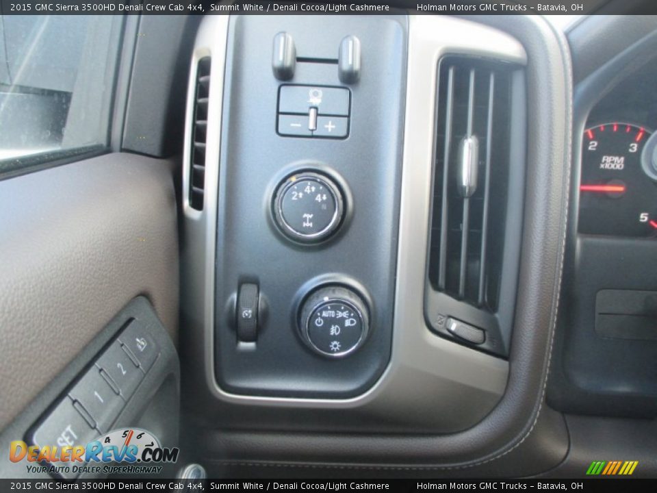 2015 GMC Sierra 3500HD Denali Crew Cab 4x4 Summit White / Denali Cocoa/Light Cashmere Photo #30