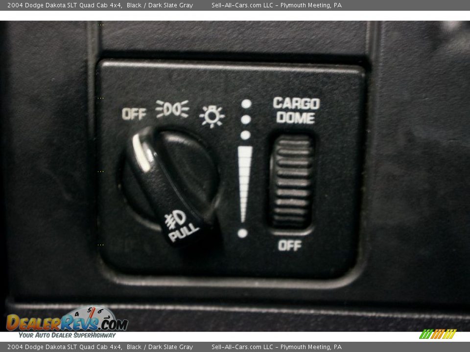 2004 Dodge Dakota SLT Quad Cab 4x4 Black / Dark Slate Gray Photo #26