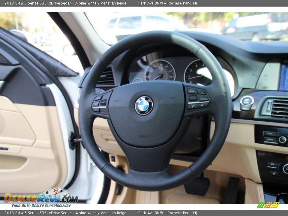 2013 BMW 5 Series 535i xDrive Sedan Steering Wheel Photo #18