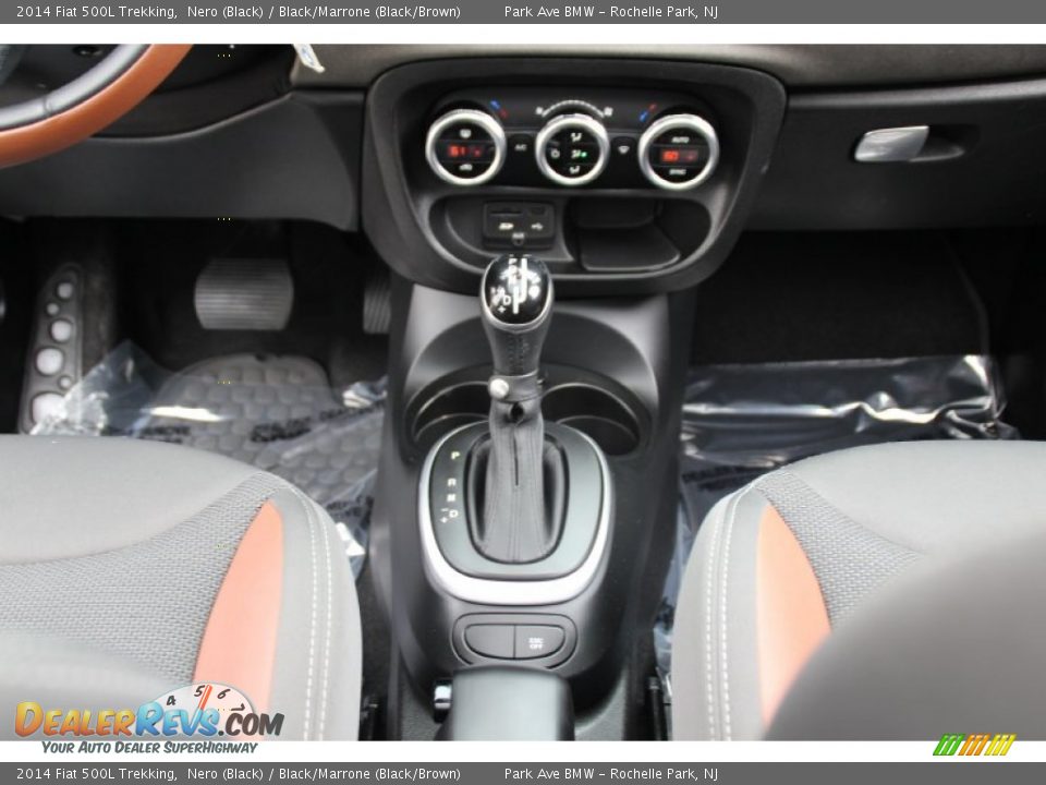 2014 Fiat 500L Trekking Nero (Black) / Black/Marrone (Black/Brown) Photo #18