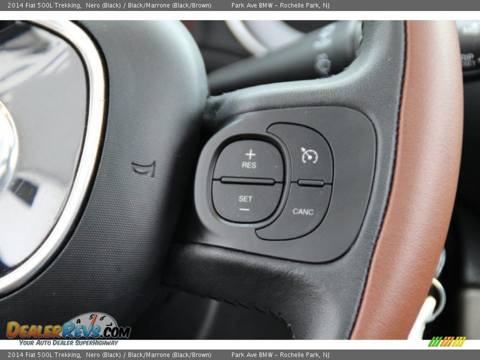2014 Fiat 500L Trekking Nero (Black) / Black/Marrone (Black/Brown) Photo #21