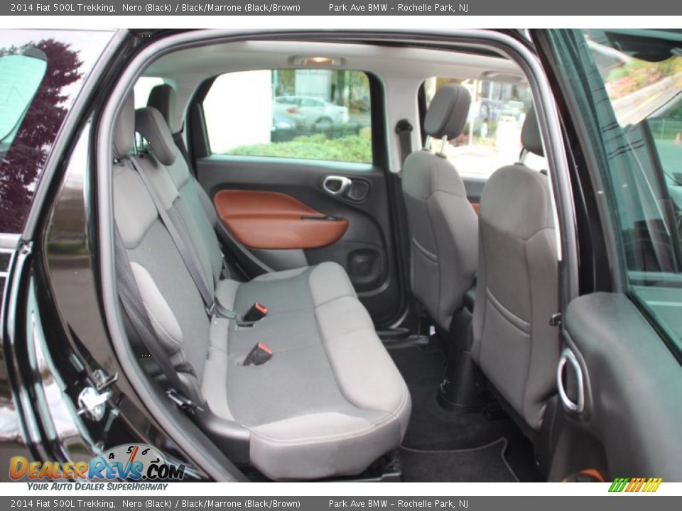 Rear Seat of 2014 Fiat 500L Trekking Photo #26