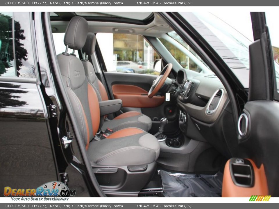 2014 Fiat 500L Trekking Nero (Black) / Black/Marrone (Black/Brown) Photo #29