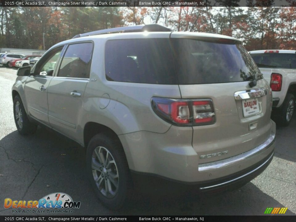 2015 GMC Acadia SLT Champagne Silver Metallic / Dark Cashmere Photo #4