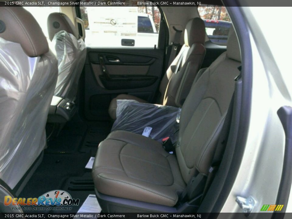 2015 GMC Acadia SLT Champagne Silver Metallic / Dark Cashmere Photo #6