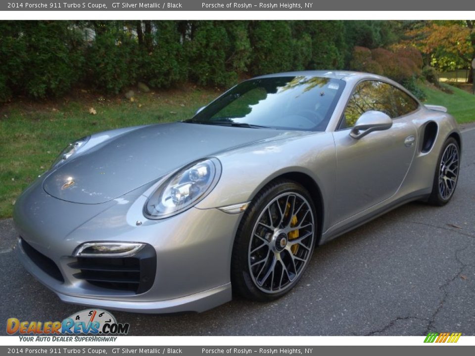 Front 3/4 View of 2014 Porsche 911 Turbo S Coupe Photo #1