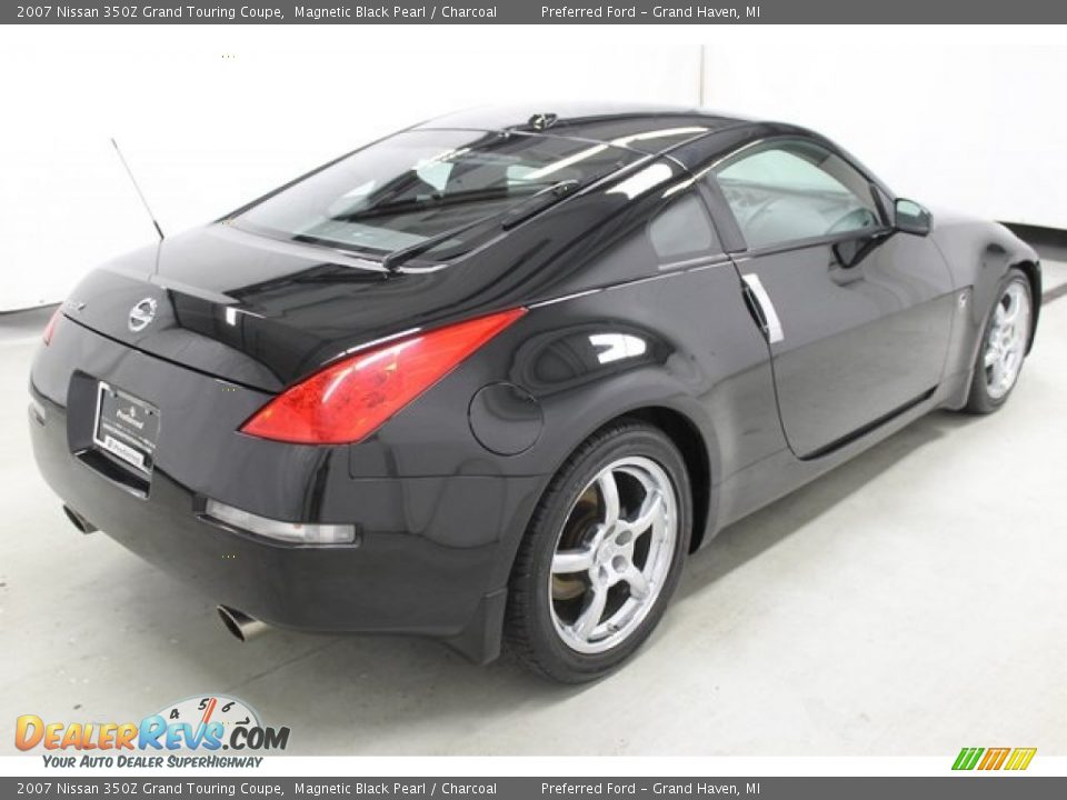 2007 Nissan 350Z Grand Touring Coupe Magnetic Black Pearl / Charcoal Photo #11