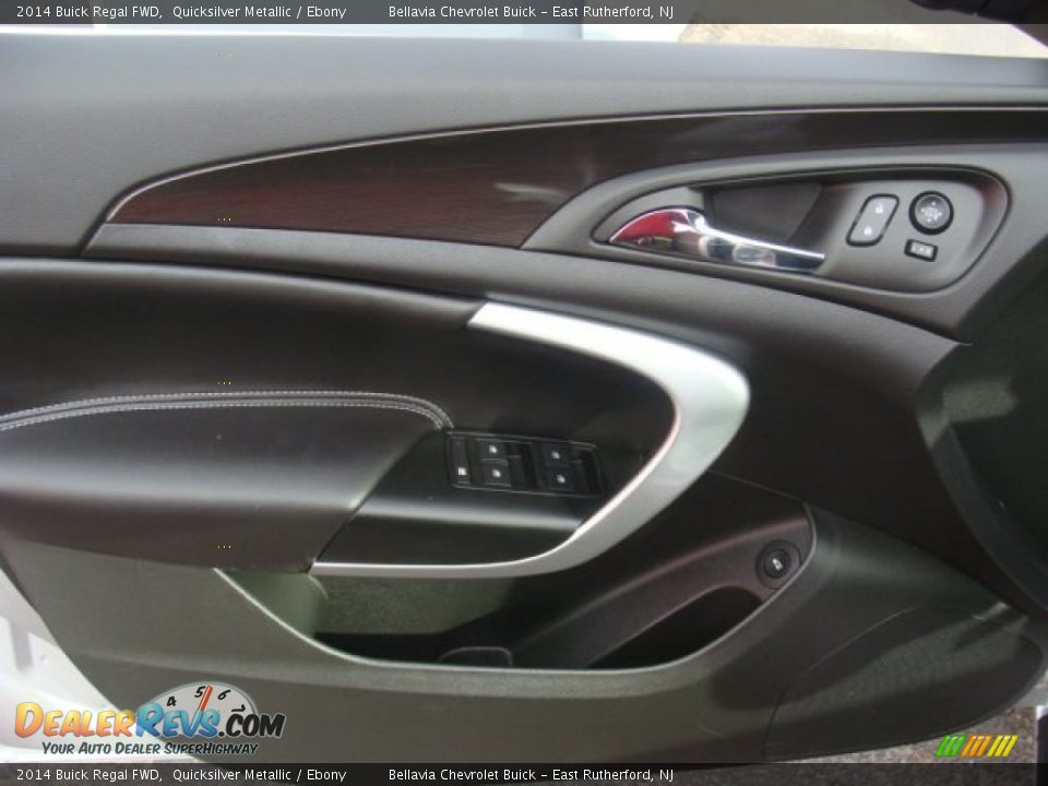 Door Panel of 2014 Buick Regal FWD Photo #6