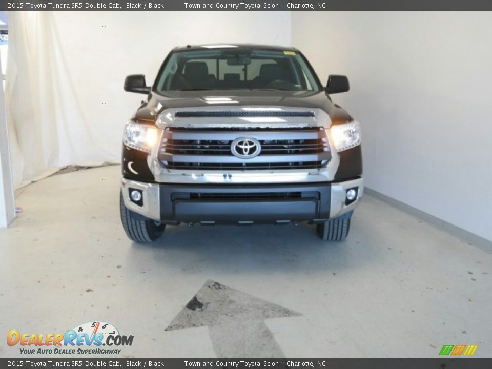 2015 Toyota Tundra SR5 Double Cab Black / Black Photo #5