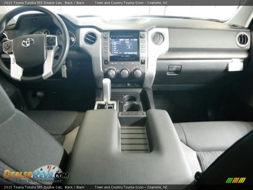 2015 Toyota Tundra SR5 Double Cab Black / Black Photo #11