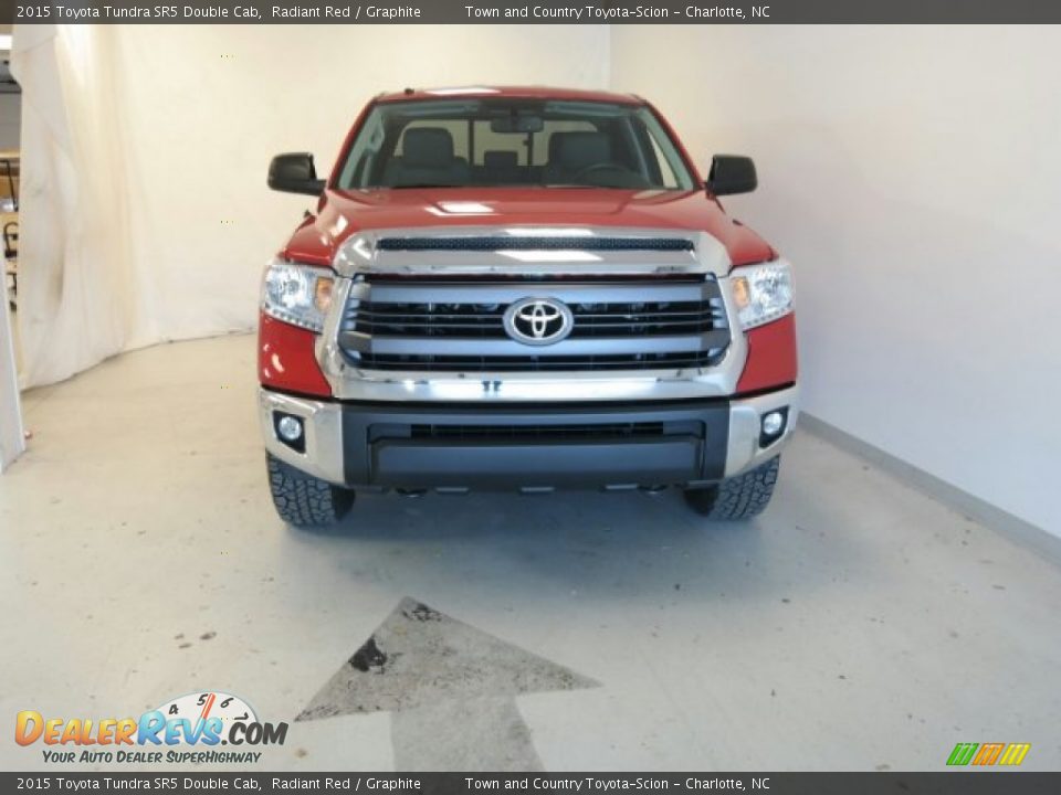 2015 Toyota Tundra SR5 Double Cab Radiant Red / Graphite Photo #5