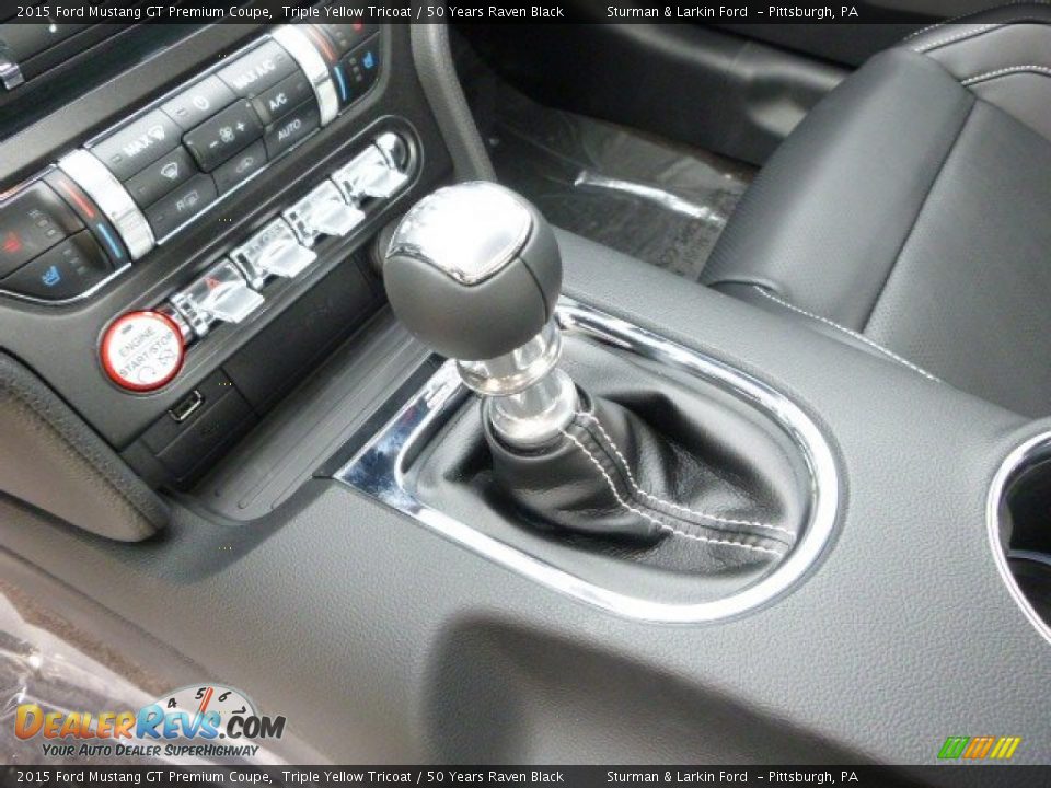 2015 Ford Mustang GT Premium Coupe Shifter Photo #19