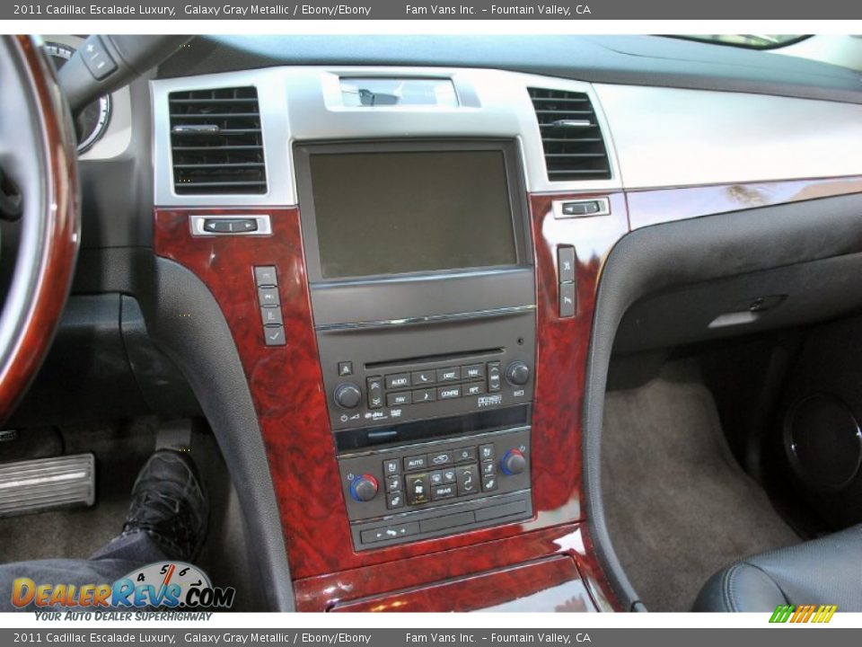 2011 Cadillac Escalade Luxury Galaxy Gray Metallic / Ebony/Ebony Photo #14