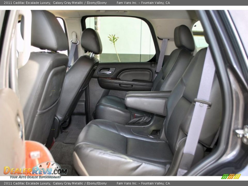 2011 Cadillac Escalade Luxury Galaxy Gray Metallic / Ebony/Ebony Photo #16