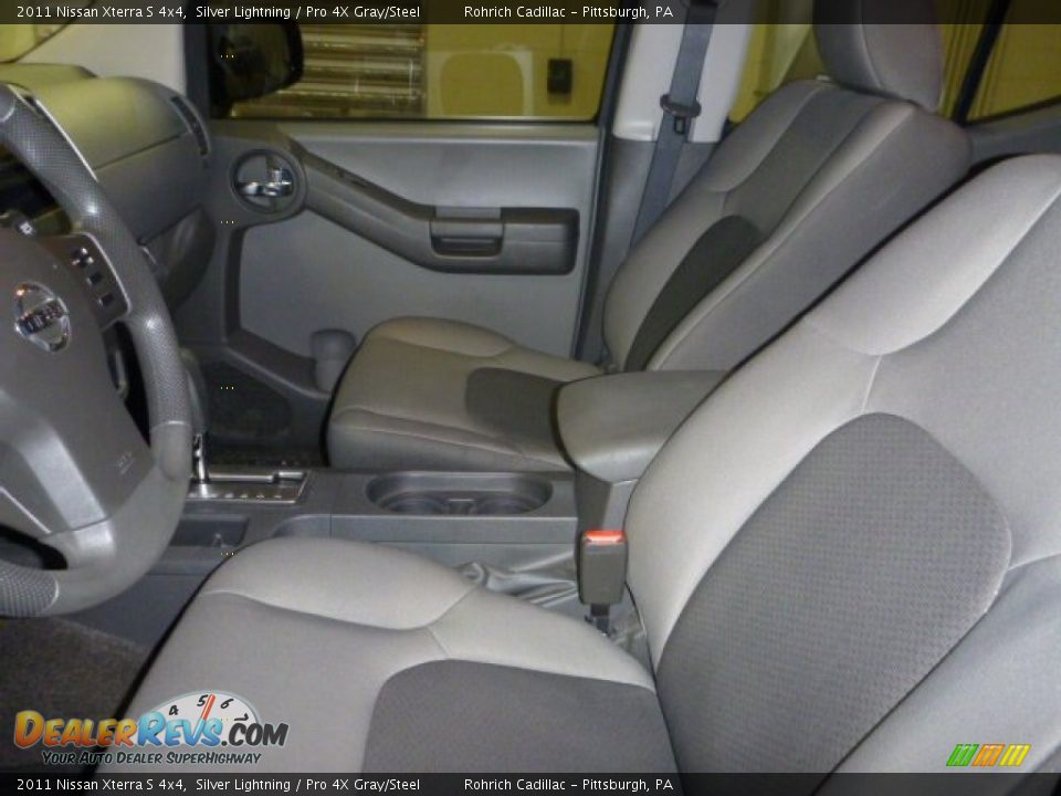 2011 Nissan Xterra S 4x4 Silver Lightning / Pro 4X Gray/Steel Photo #2