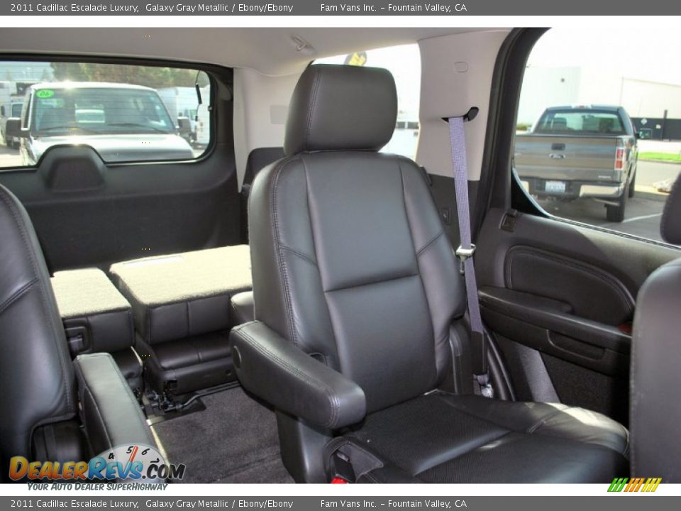 2011 Cadillac Escalade Luxury Galaxy Gray Metallic / Ebony/Ebony Photo #21