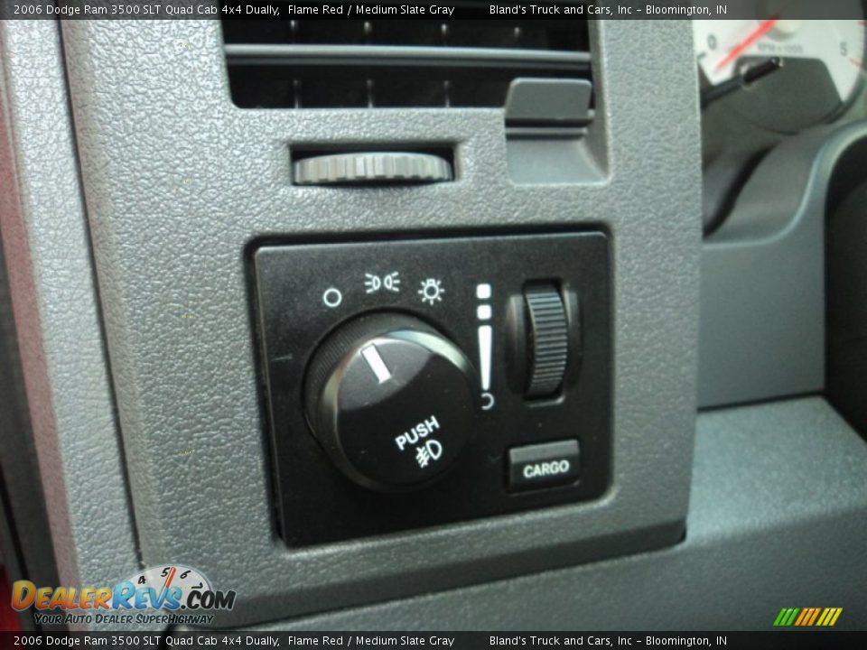 2006 Dodge Ram 3500 SLT Quad Cab 4x4 Dually Flame Red / Medium Slate Gray Photo #11