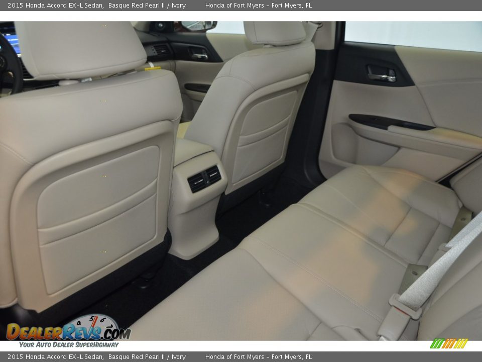 2015 Honda Accord EX-L Sedan Basque Red Pearl II / Ivory Photo #30