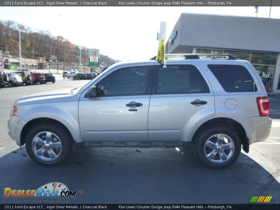 2011 Ford Escape XLT Ingot Silver Metallic / Charcoal Black Photo #2