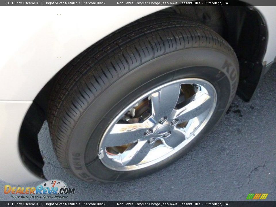 2011 Ford Escape XLT Ingot Silver Metallic / Charcoal Black Photo #9