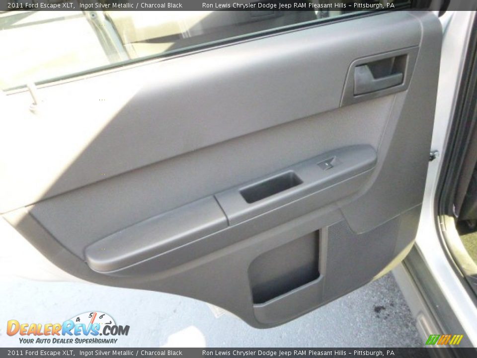 2011 Ford Escape XLT Ingot Silver Metallic / Charcoal Black Photo #13