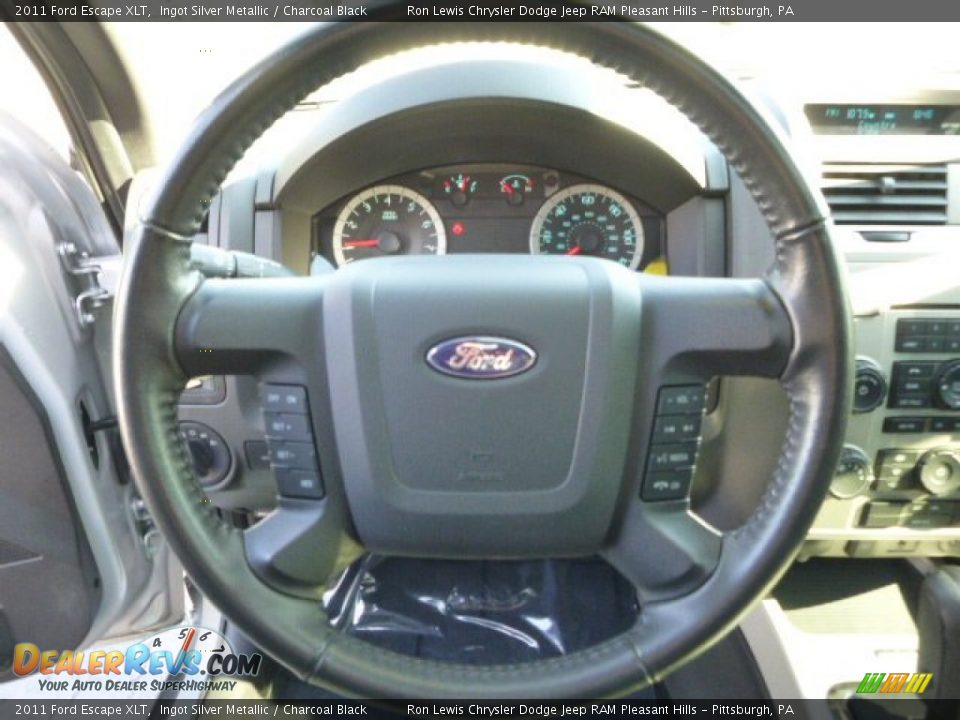 2011 Ford Escape XLT Ingot Silver Metallic / Charcoal Black Photo #16