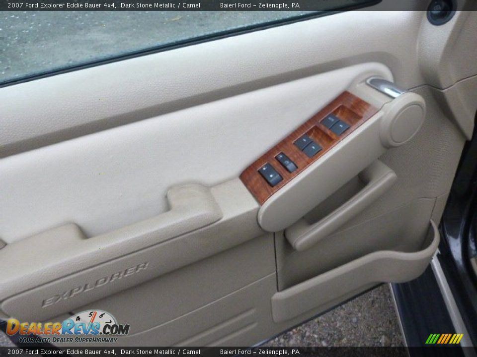 Door Panel of 2007 Ford Explorer Eddie Bauer 4x4 Photo #21