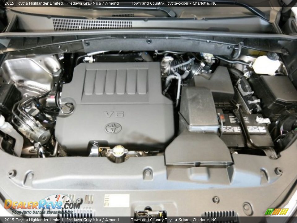 2015 Toyota Highlander Limited Predawn Gray Mica / Almond Photo #8