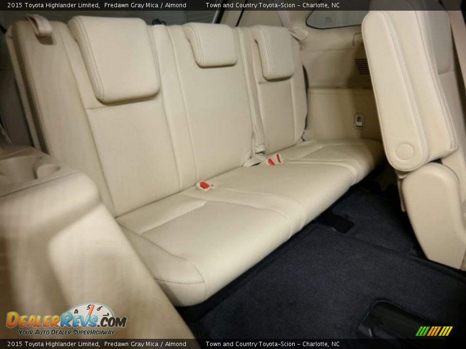 2015 Toyota Highlander Limited Predawn Gray Mica / Almond Photo #9