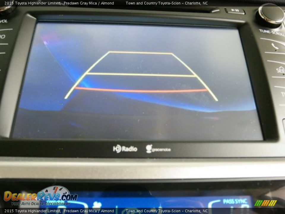 2015 Toyota Highlander Limited Predawn Gray Mica / Almond Photo #18