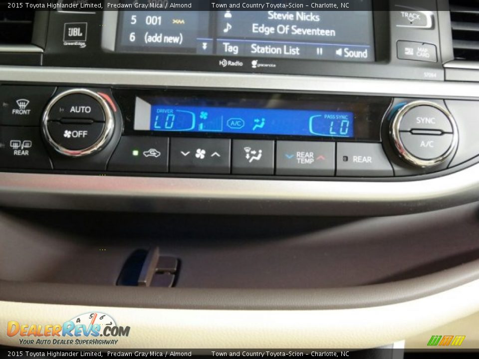 2015 Toyota Highlander Limited Predawn Gray Mica / Almond Photo #20