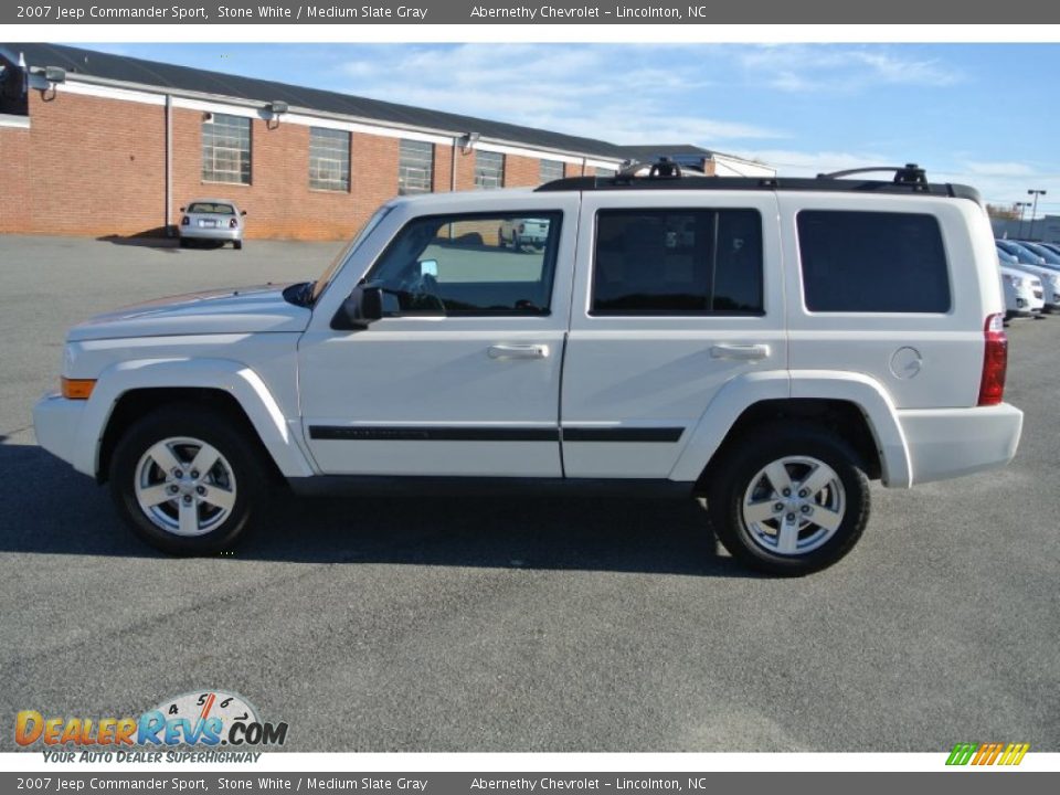 2007 Jeep Commander Sport Stone White / Medium Slate Gray Photo #3