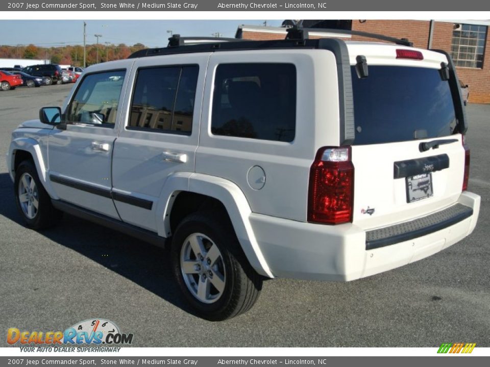 2007 Jeep Commander Sport Stone White / Medium Slate Gray Photo #4