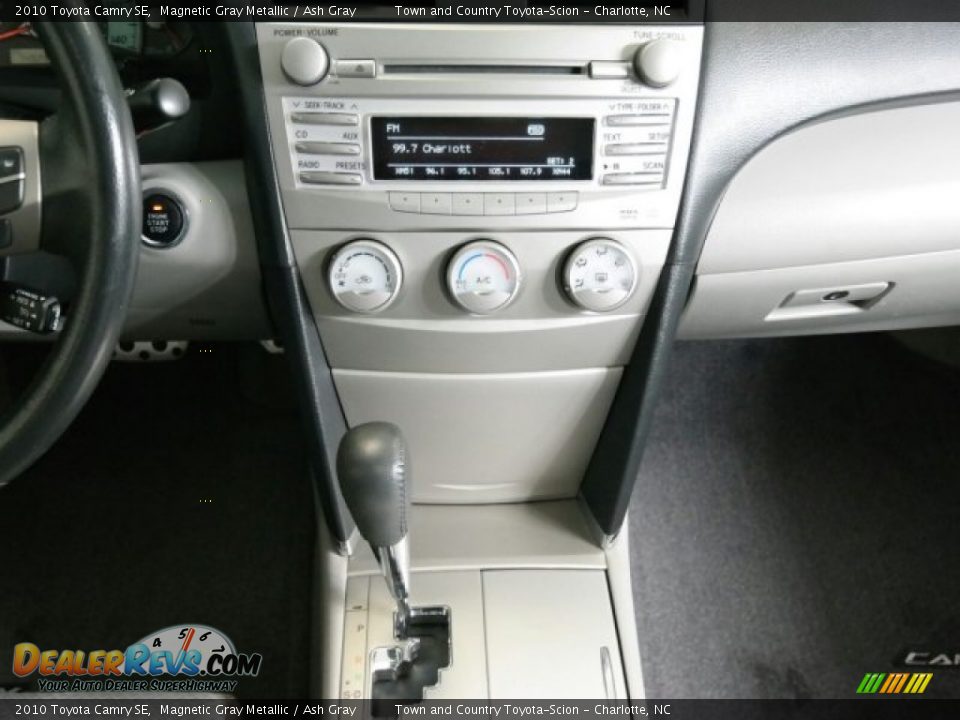2010 Toyota Camry SE Magnetic Gray Metallic / Ash Gray Photo #30