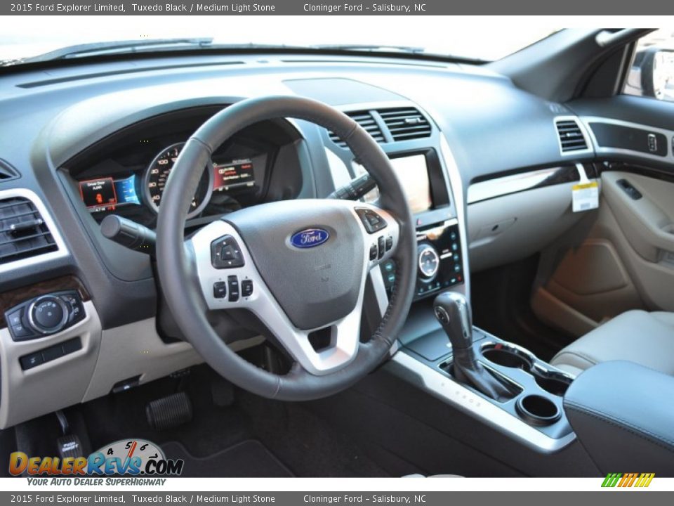 Front Seat of 2015 Ford Explorer Limited Photo #7