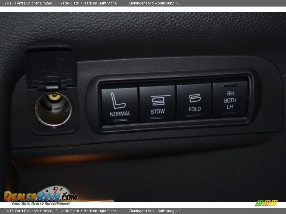 Controls of 2015 Ford Explorer Limited Photo #12